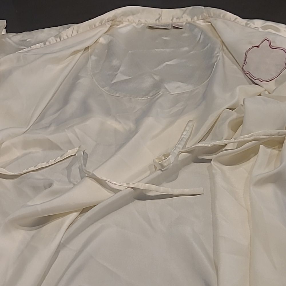 Intimates Liz banks sz 2X cream satin polyester evening bedtime robe - Picture 10 of 10